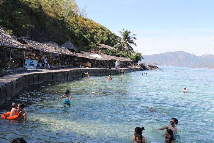 Discover Nha Trang's Vibrant Islands and Floating Bar Adventure photo 5