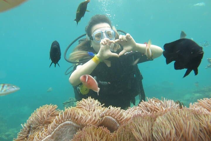 Discover Nha Trang's Vibrant Islands and Floating Bar Adventure photo 6