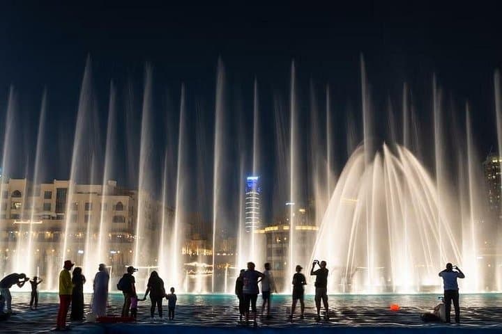 dubai-fountain-bridge-walk-front-row-views-of-burj-khalifa-fountain-shows photo 1