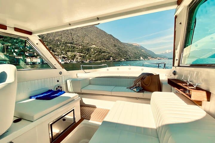 3-Hour Private Colombo Speedboat Tour on Lake Como — Villas, Views & Villa Balbianello photo 3