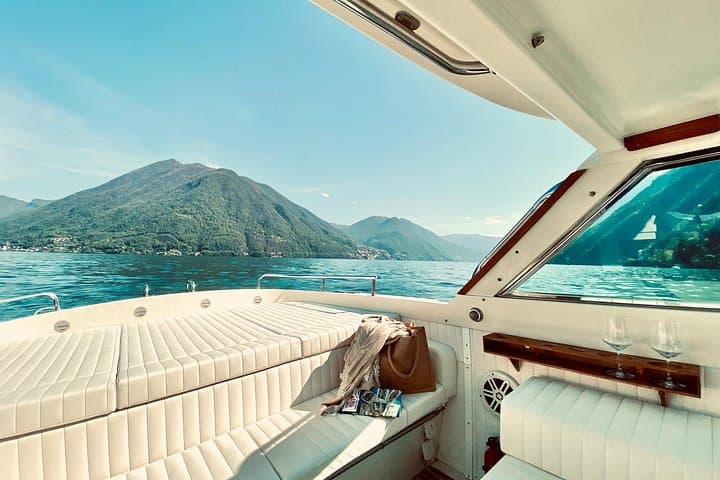 3-Hour Private Colombo Speedboat Tour on Lake Como — Villas, Views & Villa Balbianello photo 4