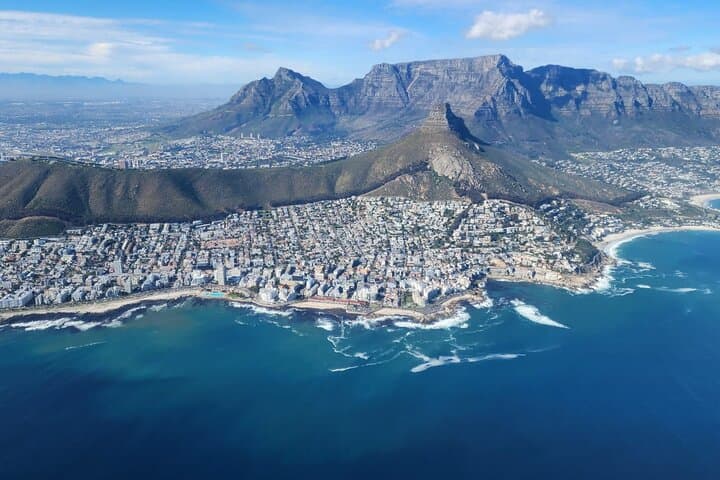 Table Mountain & Robben Island Full-Day Tour: Cable Car, City Sights & Heritage