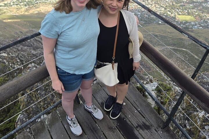 Table Mountain & Robben Island Full-Day Tour: Cable Car, City Sights & Heritage photo 3