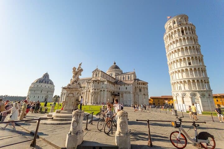 Private Tuscany Day Tour: Siena, Pisa & San Gimignano from Montecatini