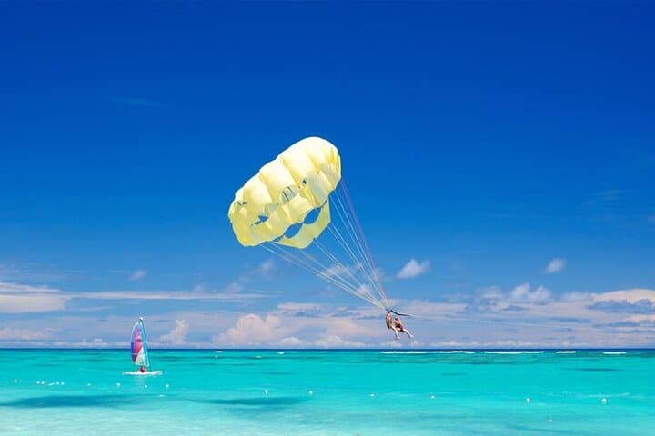 Montego Bay Jet Ski & Parasailing: 330ft Views and Hip Strip Highlights photo 3