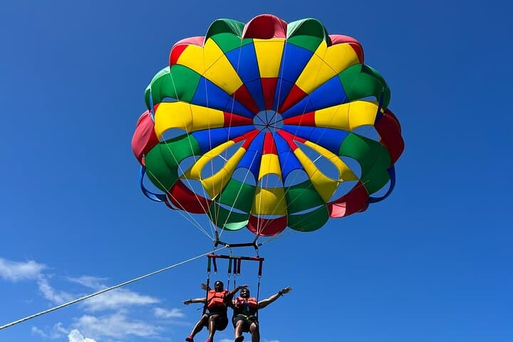 Montego Bay Jet Ski & Parasailing: 330ft Views and Hip Strip Highlights