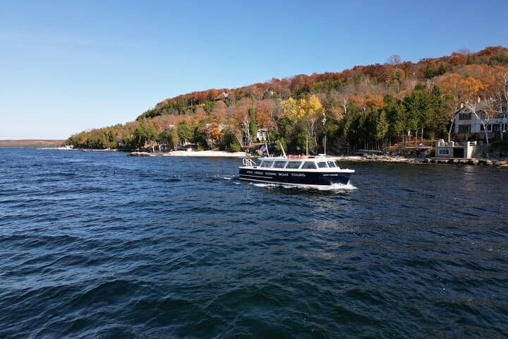 Strawberry Islands Scenic Boat Tour and Historic Cottage Row — Door County 90-Minute Cruise photo 4