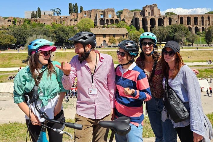 Rome E-Bike Tour: Explore Ancient Landmarks and Hidden Gems in 3 Hours photo 4