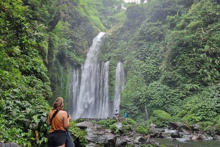 Custom Lombok Private Tour: Beaches, Temples & Markets in One Day photo 2