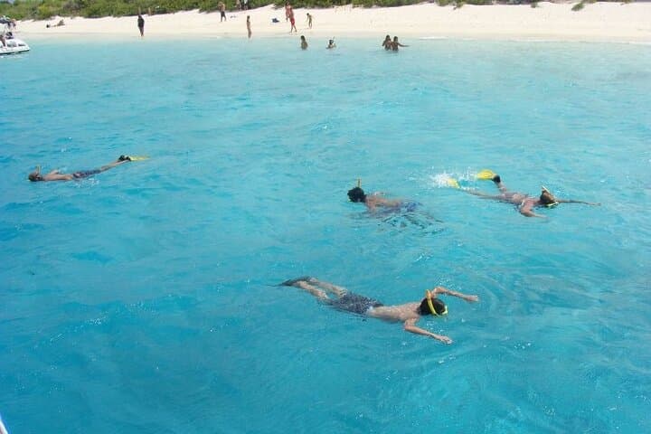 Luxury Sail & Snorkeling in Bonaire — Klein Bonaire Marine Park Day Trip