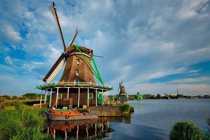 Zaanse Schans & Volendam Private Day Tour: Windmills, Cheese, and Fishing-Village Strolls photo 1