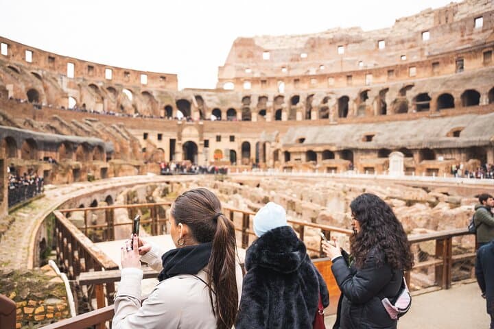 Early Morning Colosseum Express — Semi‑Private Arena Access & Forum Visit