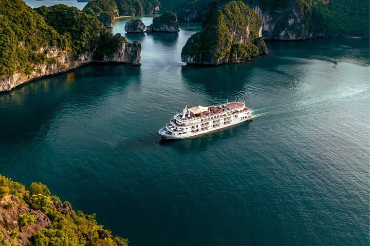 Apple Cruise: 2-Day Halong & Lan Ha Bay Exploration from Hanoi photo 6