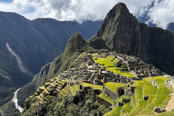 Full-Day Machu Picchu From Cusco: One-Day Train Tour to the Incan Citadel photo 2