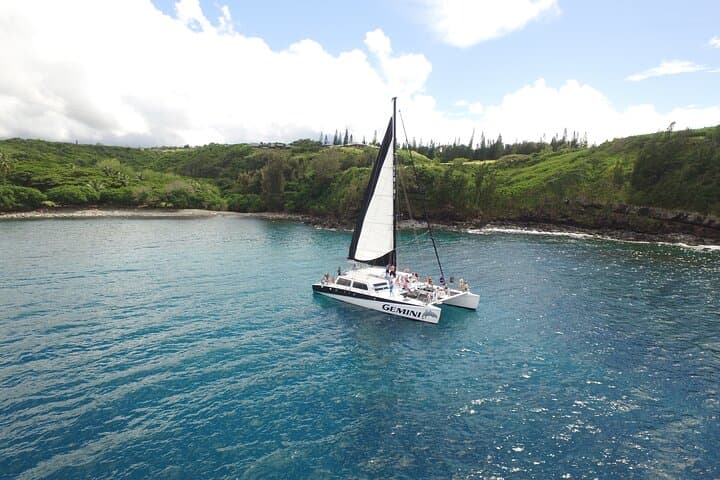 Sunset Dinner Sail off Ka'anapali Beach — Maui Cruise with Dinner & Drinks photo 2