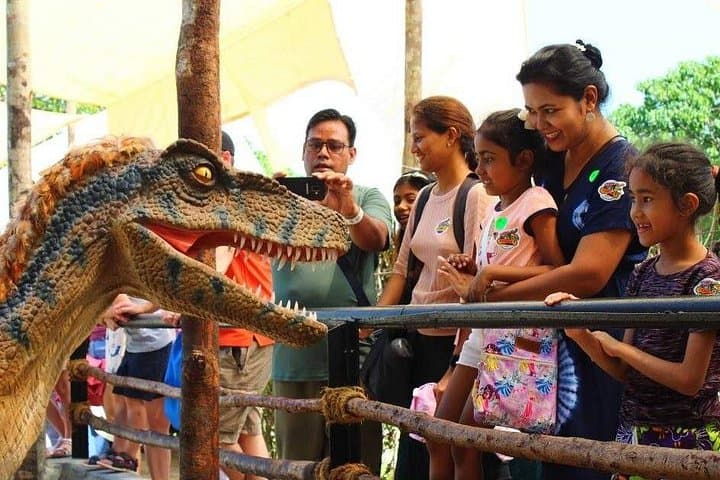 Langkawi Wildlife & Crocodile Adventure: City Tour to Wildlife Park and Eagle Square photo 1