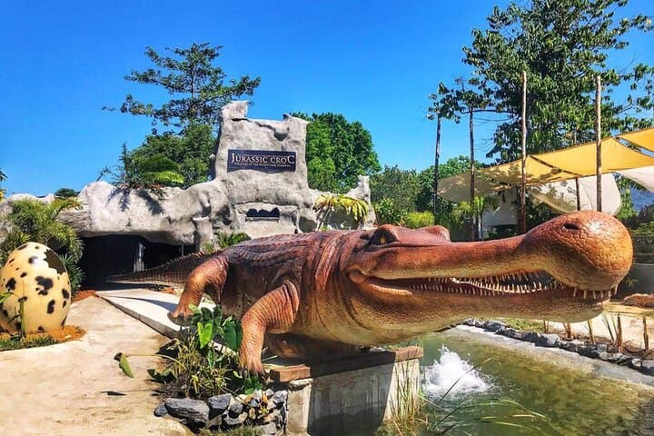 Langkawi Wildlife & City Tour: Crocodile Farm, Bird Park and Kuah Duty-Free photo 3