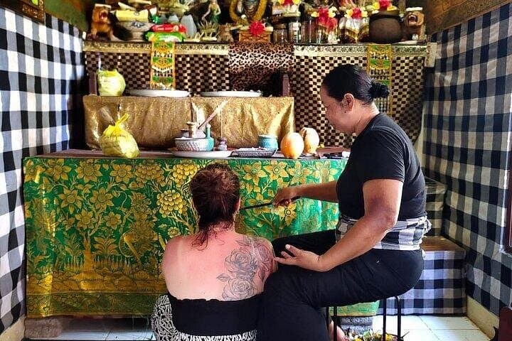 Bali Melukat and Shamanic Healing Tour: Tirta Empul Cleansing & Tegallalang Rice Terraces photo 2