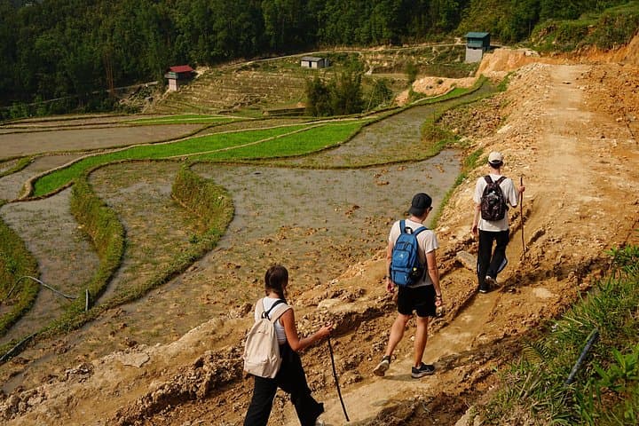 Sapa Muong Hoa Valley Village Trek — 2-Day H'Mong & Giay Cultural Loop photo 2