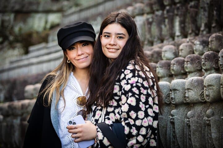 Kamakura Pro Photographer Tour: Great Buddha & Hase Temple Portrait Session photo 4