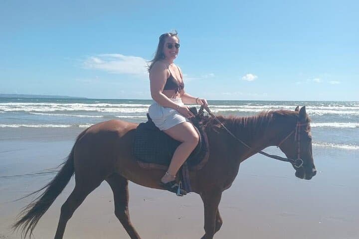 Seminyak Beach Horseback Ride: 30-Minute Ocean Canter Experience photo 3