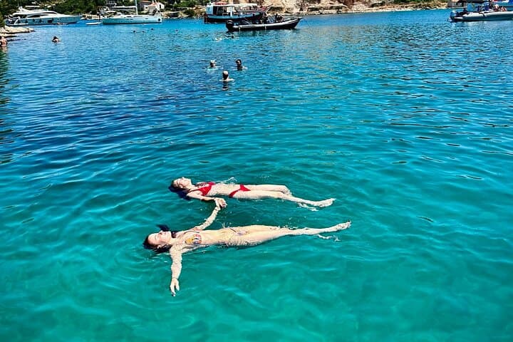 Private Split Blue Lagoon & 3 Islands Tour with Wine and Trogir Visit