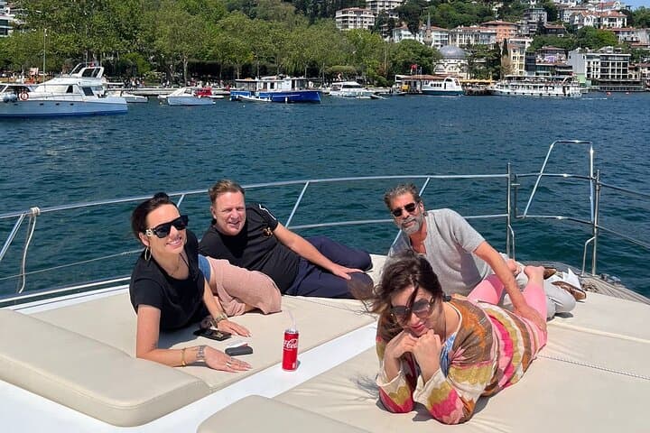 Private Bosphorus Yacht Tour in Istanbul — Noon Yacht Cruise with Snacks photo 3