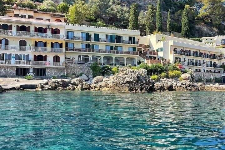 Taormina Dolphin Cruise: 2-Hour Boat Tour from Giardini Naxos photo 2