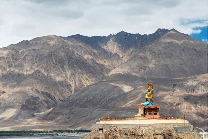 6-Day Leh Ladakh Private Tour: Nubra, Pangong & High Passes photo 3