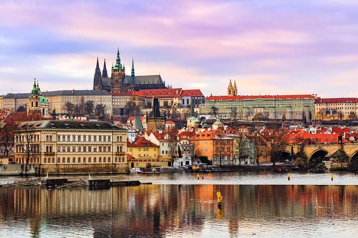 Prague Highlights in Half a Day: Essential Walking Tour of Castle, Old Town & Charles Bridge