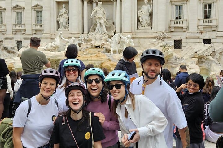 Rome E-Bike Tour: Explore Ancient Landmarks and Hidden Gems in 3 Hours photo 3