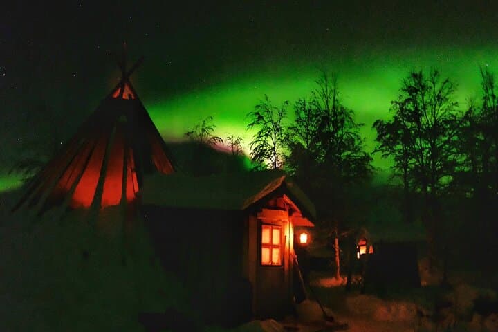 Northern Lights Boat Tour on Lake Inari with Lappish BBQ Dinner photo 6