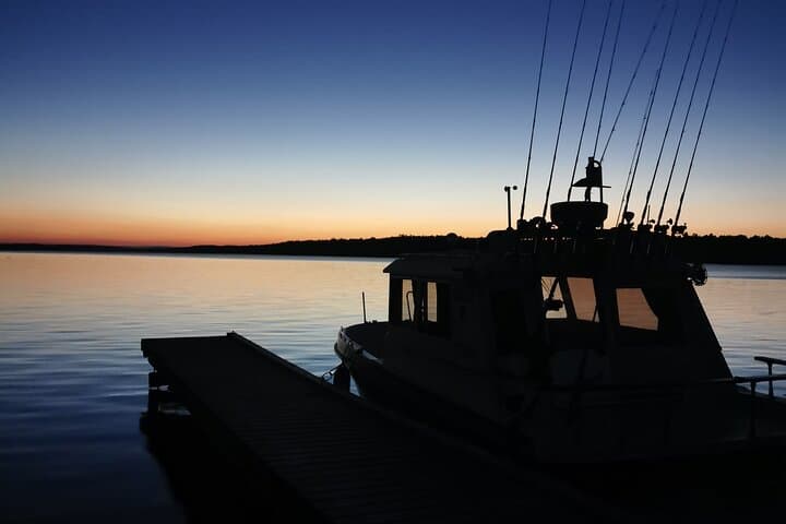 Northern Lights Boat Tour on Lake Inari with Lappish BBQ Dinner