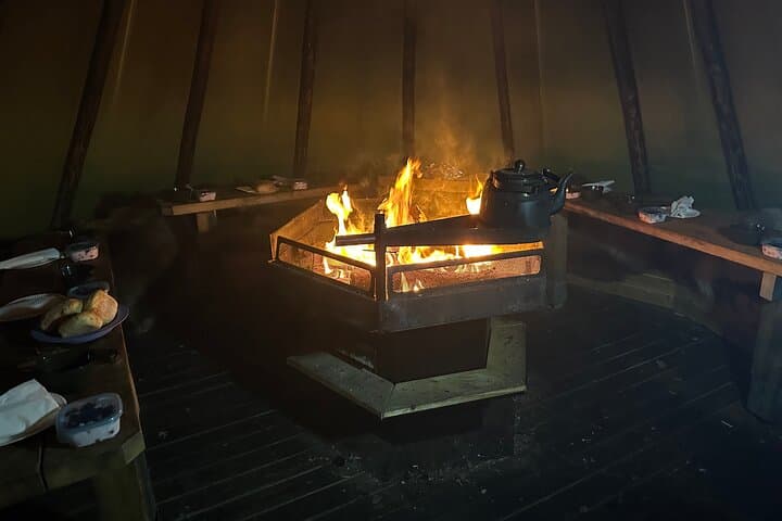 Northern Lights Boat Tour on Lake Inari with Lappish BBQ Dinner photo 5