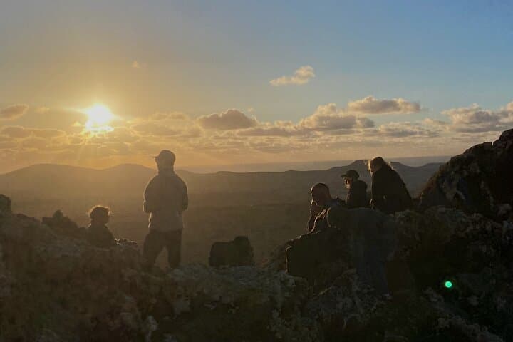 Fuerteventura Full Moon Hike: Sunset to Moonrise at Calderón Hondo