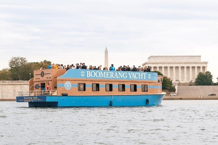 Party Yacht Cruise on the Potomac River — Georgetown Sunset & Night Cruises photo 4