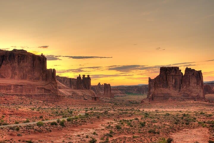 Reverse Arches National Park Self-Guided Audio Driving Tour (Beat the Crowds) photo 6
