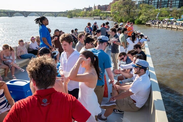 Party Yacht Cruise on the Potomac River — Georgetown Sunset & Night Cruises photo 2
