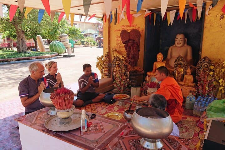 Siem Reap Countryside Bike & E‑Bike Tour — 30km Through Villages, West Baray and Crafts photo 5