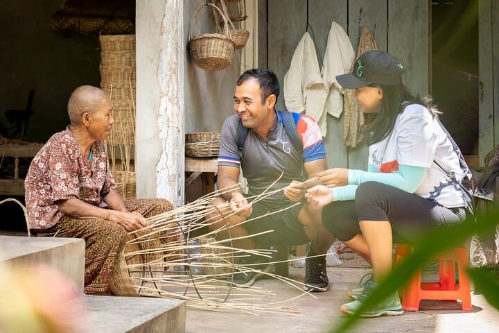 Siem Reap Countryside Bike & E‑Bike Tour — 30km Through Villages, West Baray and Crafts photo 6