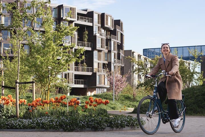 Bike Copenhagen: Architecture & Sustainability Guided Tour photo 5