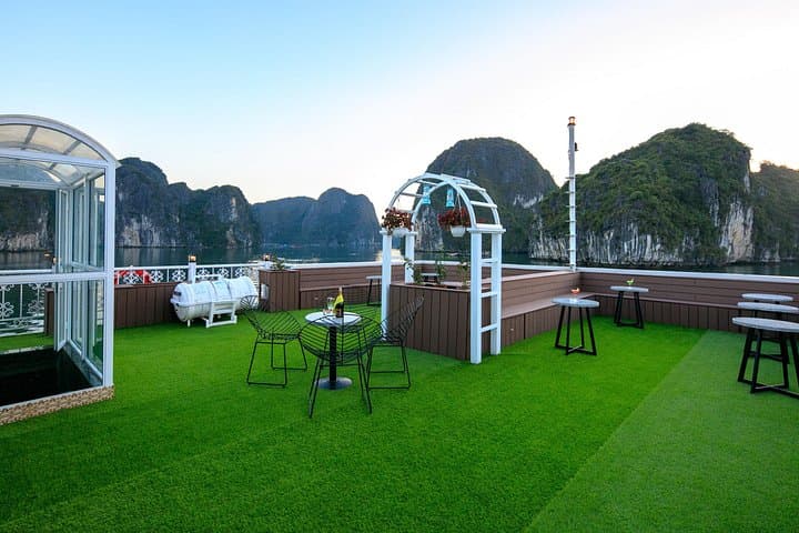Lan Ha Bay & Cat Ba: 3-Day Kayak, Trek and Cruise Adventure from Hanoi photo 3