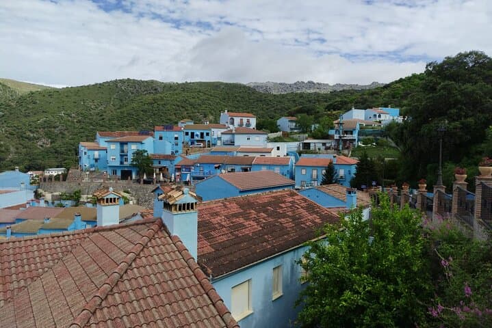 Cycle the Blue Village from Ronda: Moderate Genal Valley Ride photo 5