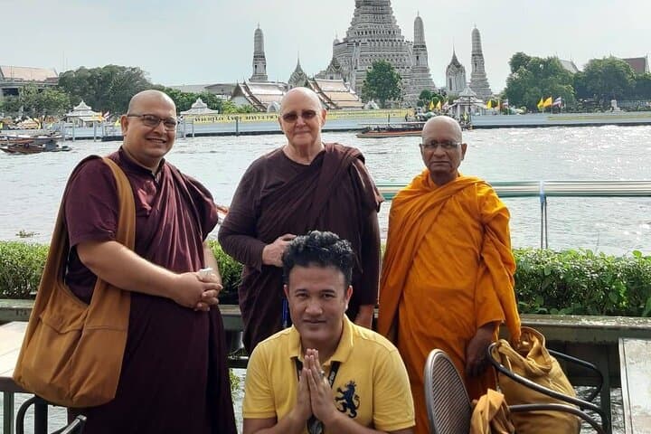 Tailor-Made Private Bangkok Full-Day: Temples, Markets & Local Guide photo 4