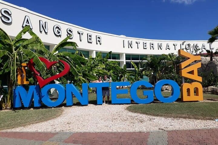Private Montego Bay Airport Transfer to Runaway Bay, St Ann — Door-to-Door Service photo 2
