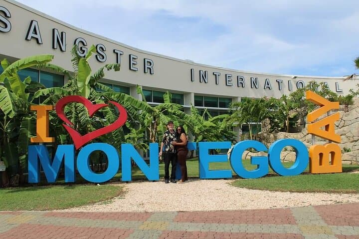 Private Montego Bay Airport Transfer to Runaway Bay, St Ann — Door-to-Door Service photo 3