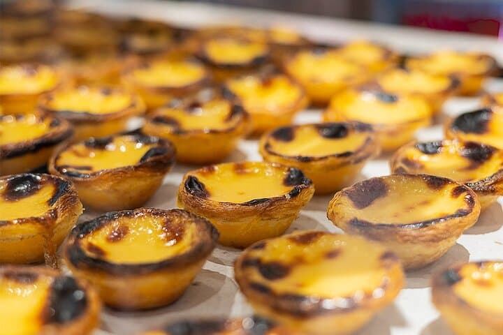 Flavors of Lisbon: A Tasting Walk Through Praça do Comércio and Alfama photo 2
