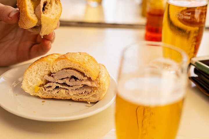 Flavors of Lisbon: A Tasting Walk Through Praça do Comércio and Alfama photo 5