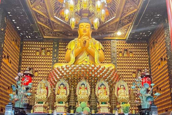 Saigon Chinatown Scooter Tour — Cho Lon Markets, Temples & Ghost Stories photo 3