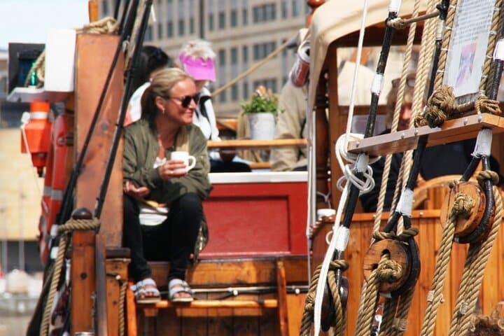Oslo Fjord Mini Cruise: 50-Minute Wooden Sailing Ship Sightseeing photo 4